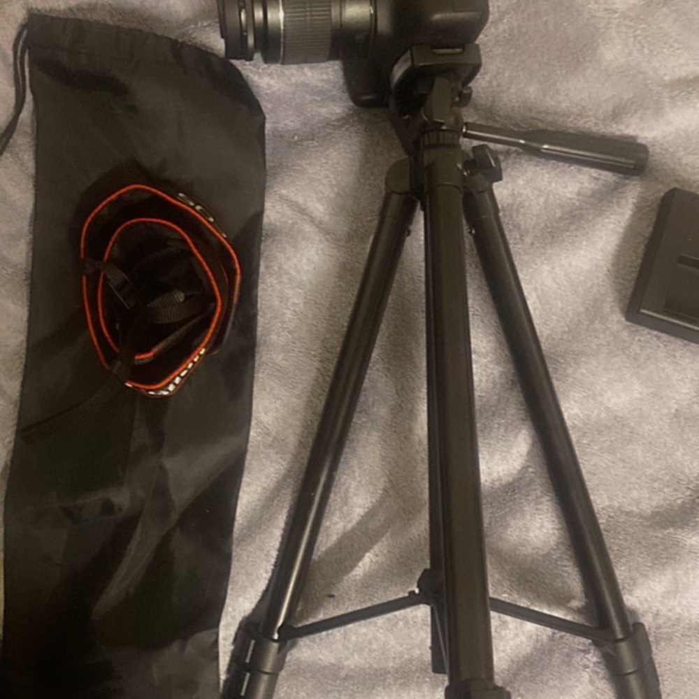 Canon - Picture 5 of 8